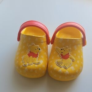 Kids Yellow Winnie the Pooh Slip-On Clogs with Red Strap